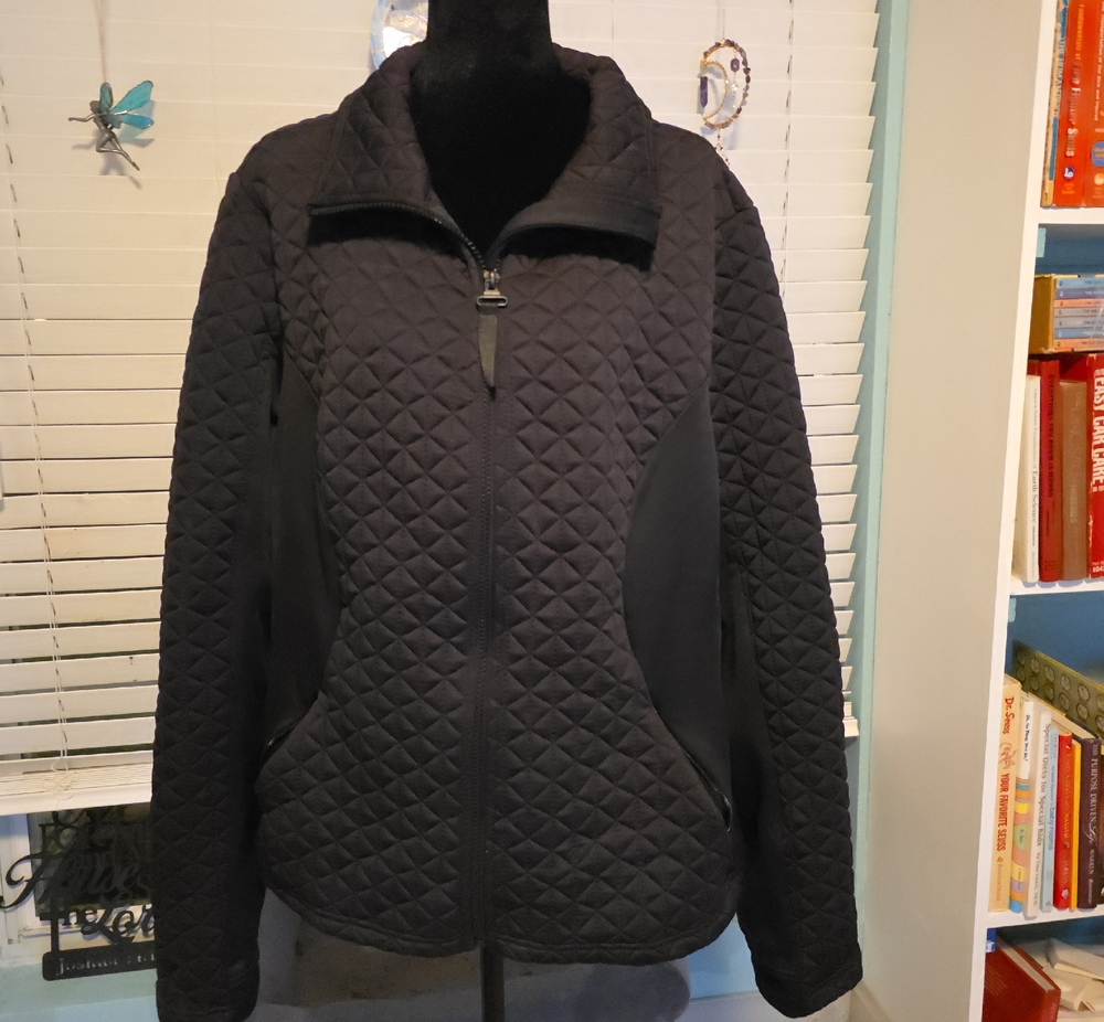 AVIA Women’s Quilted Black Jacket - Classic Lightweight Coat.